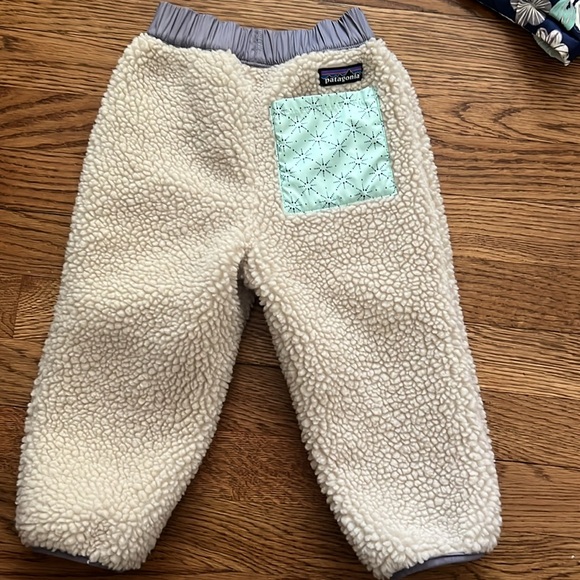 Patagonia Kids snow pants and jacket reversible - Picture 4 of 9
